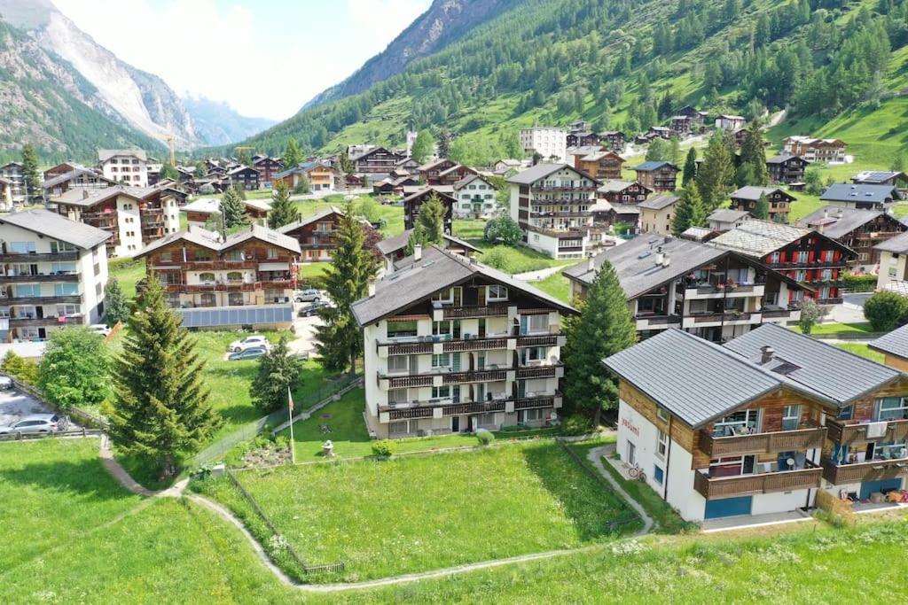 Enjoy The View Apartment Close To Zermatt With Parking Täsch Eksteriør billede
